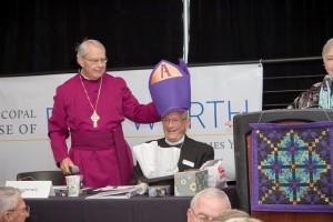 Auction of hats
